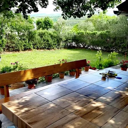 Paradzik Holiday House